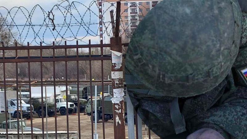 "Roswardia, schlaf": Krim-Partisanen zeigten Überwachungsaufnahmen einer Einheit in Simferopol
