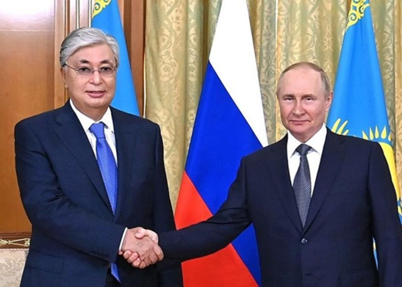 Tokajew schickte Russland nach dem Kriegsschiff: Was hat sich in der Außenpolitik Kasachstans geändert