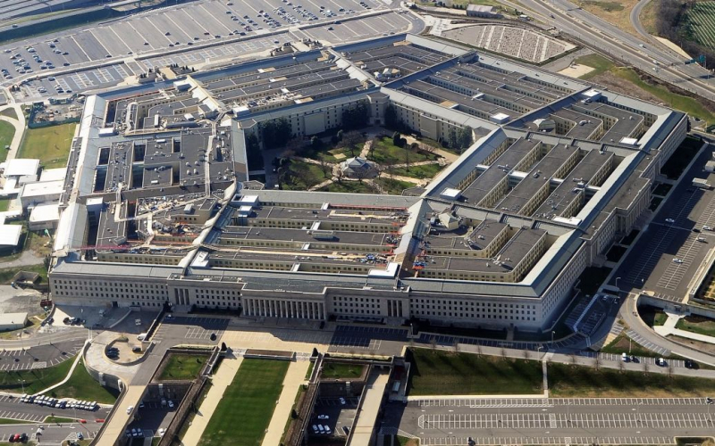 Amerikanische Medien nannten den Mann, der geheime Daten aus dem Pentagon durchsickern ließ (Foto)