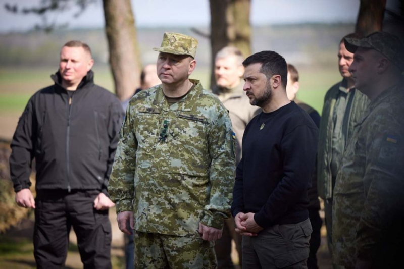 Zelensky besuchte das Gebiet, wo die Grenzen der Ukraine, Polens und Weißrusslands zusammenlaufen