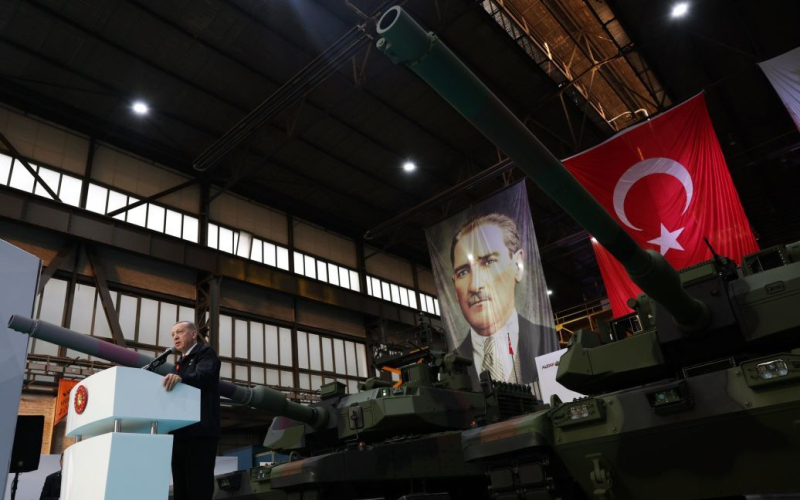 Erdogan stellte einen neuen türkischen Panzer vor und kündigte die Massenproduktion an (Foto)