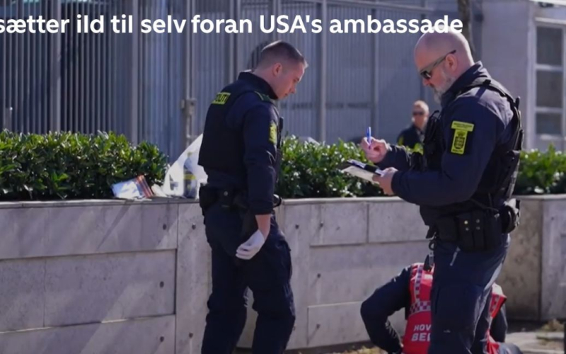 Young ein Mann hat sich in der Nähe der US-Botschaft in Kopenhagen selbst angezündet