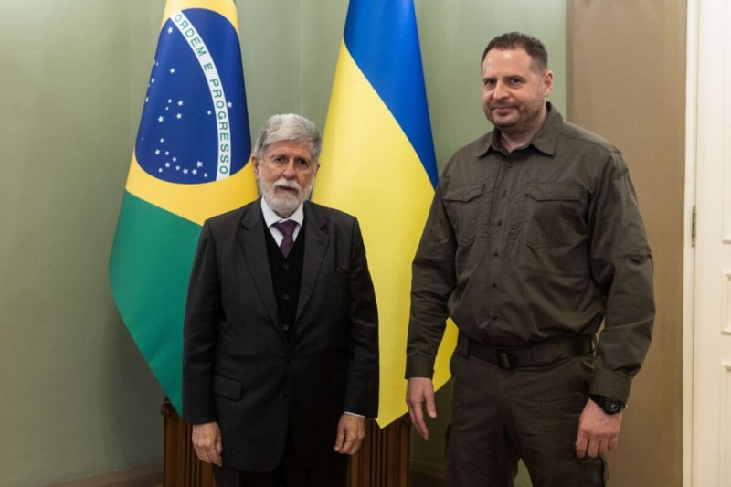 Nach skandalösen Aussagen: Ein Sondergesandter des brasilianischen Präsidenten traf unerwartet in der Ukraine ein