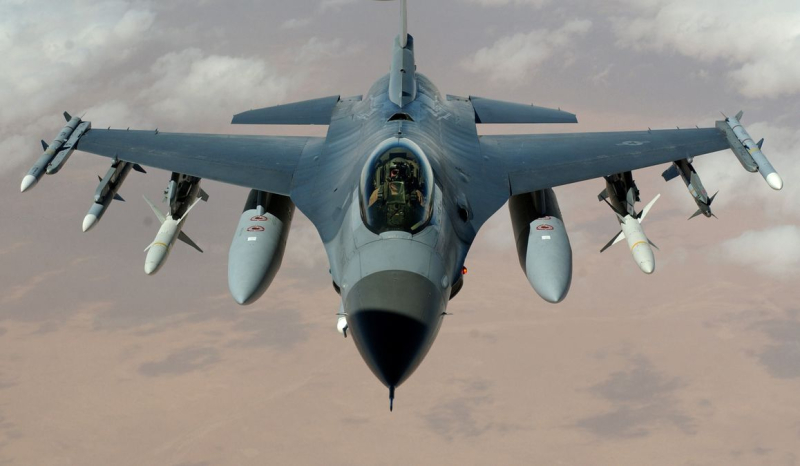 F-16 wird feindliche Flugzeuge nach Russland verlegen: Wie viele Flugzeuge braucht die Ukraine
