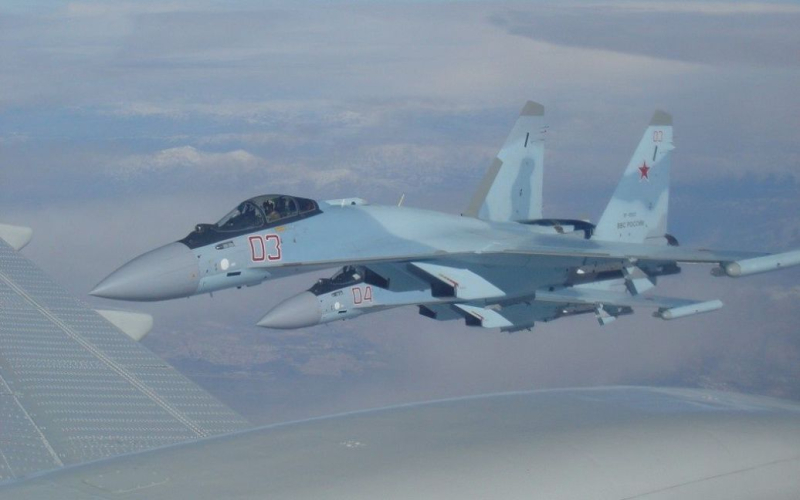 Russisches Kampfflugzeug hat mit einem polnischen Flugzeug über dem Schwarzen Meer eine Notsituation geschaffen
