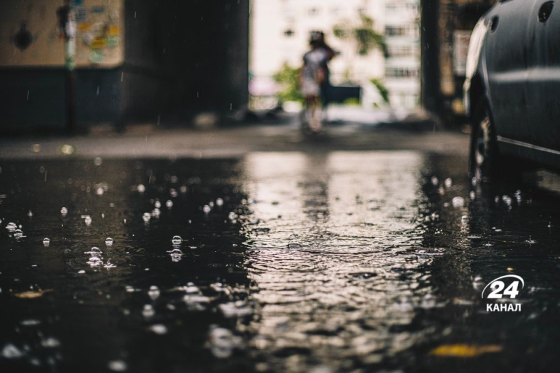 Juni-Regenschauer bedeckten Kiew, ein Teil der Hauptstadt wurde überschwemmt: exklusive Fotos und Videos