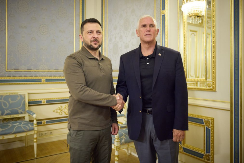 Pence, der für das Amt des US-Präsidenten kandidiert, besuchte die Ukraine: Was wurde mit Selenskyj besprochen