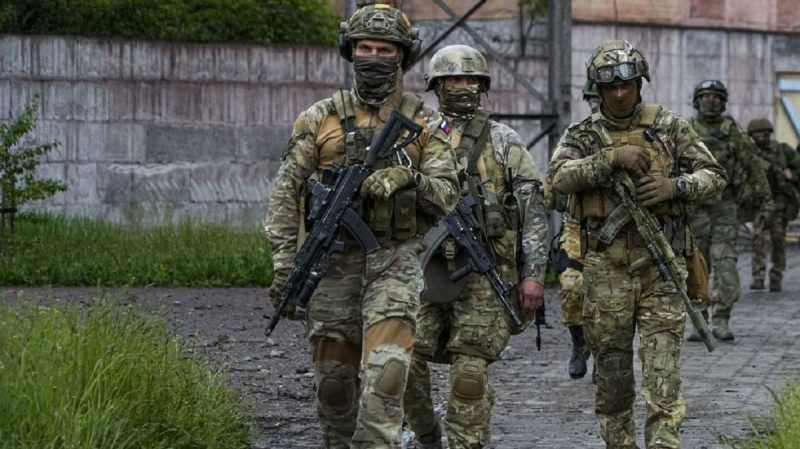 Eine ganze Kompanie mit Waffen und Ausrüstung entkam: massive Desertion in den neuen russischen Sturm-Z-Trupps 