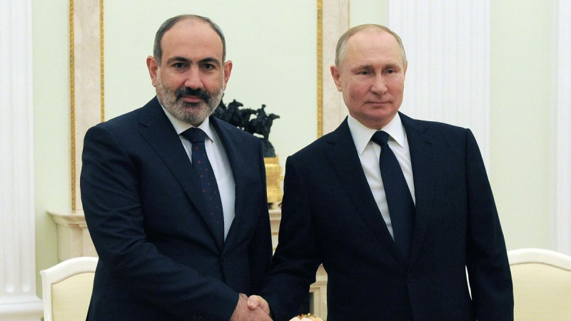 "Armenien– ist kein Verbündeter Russlands im Krieg": Putins erste Reaktion auf eine fette Aussage Pashinyan