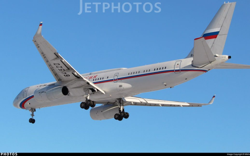 Putins Flugzeug ist verschwunden vom Radar: Was bedeutet das? /></p>
<p><strong>Während des Fluges des vom Präsidenten der Russischen Föderation eingesetzten Flugzeugs wurden in der Nähe von Twer Transponder zur Standortbestimmung ausgeschaltet.</strong>< /p></p>
<p >Das russische Präsidentenflugzeug Tu-214PU, das zum Sonderfluggeschwader „Russland“ gehört und vom Besitzer des Kremls, Wladimir Putin, eingesetzt wird, verschwand während des Fluges von Wnukowo in Richtung St. Petersburg vom Radar .</p>
<p>Dies wird vom Telegram-Kanal „VChK-OGPU“ unter Bezugnahme auf die Daten der Überwachungsressource Flightradar24 gemeldet.</p>
<p>Nachricht.</p>
<p><img-Klasse =