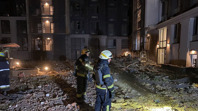 Russland griff ein Hochhaus in Dnipro mit Raketen an, neun wurden verletzt