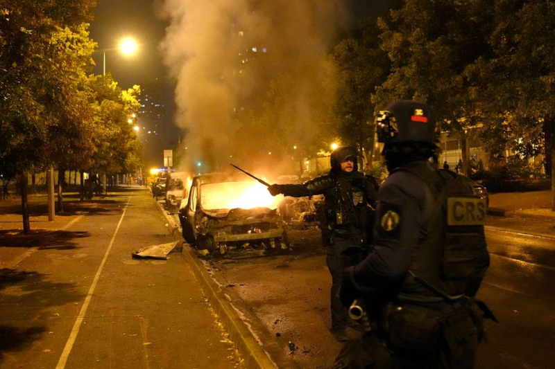 Jeder spürt die Gefahr: Was ist die wahre Ursache der Proteste in Frankreich