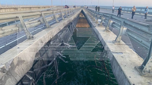 Das Meer ist durch die Löcher sichtbar: die ersten Fotos der Zerstörung der Krimbrücke