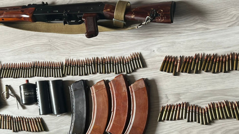 Ich habe Waffen unter dem Bett meiner Tochter versteckt: Ich habe ihn festgehalten Zaporozhye und der FSB-Agent, der die Angriffe vorbereitet hat“ /></p>
<p><img decoding=