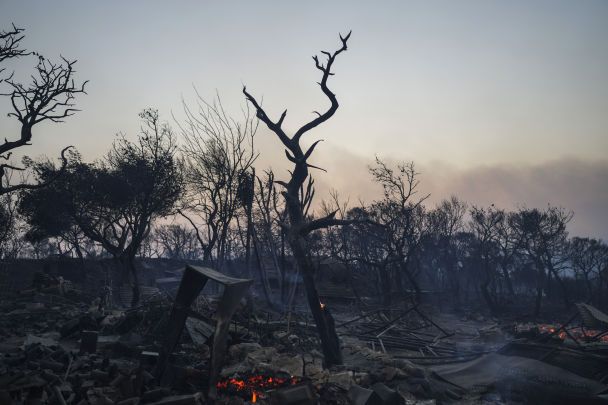 In Griechenland wüten wegen der Hitze schon den fünften Tag Brände – apokalyptische Fotos