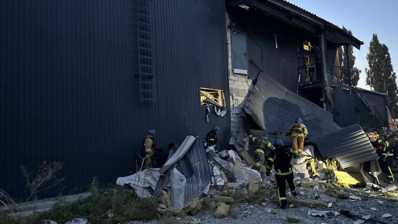 Ein Mädchen stirbt in das Krankenhaus: Die Zahl der Opfer des Angriffs auf Saporoschje ist auf drei gestiegen“ /> </p>
<p><img decoding=