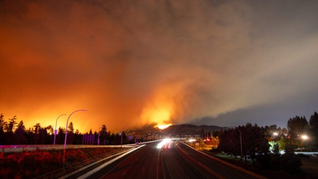 Der Himmel wird rot, als in Kanada gewaltige Waldbrände wüten