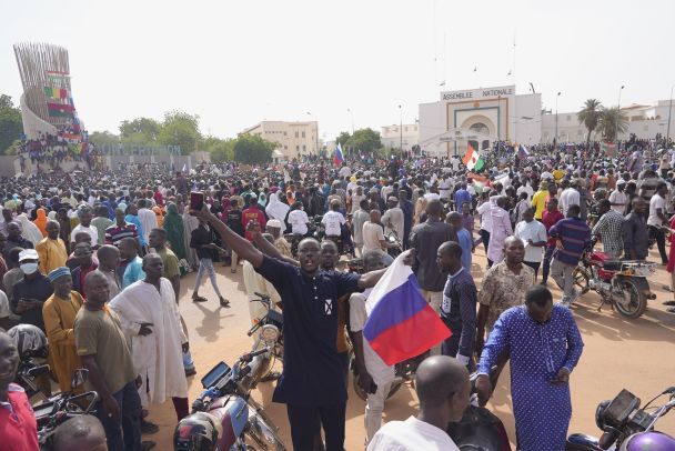 Wer und warum unterstützt die Putsch in Niger – AP