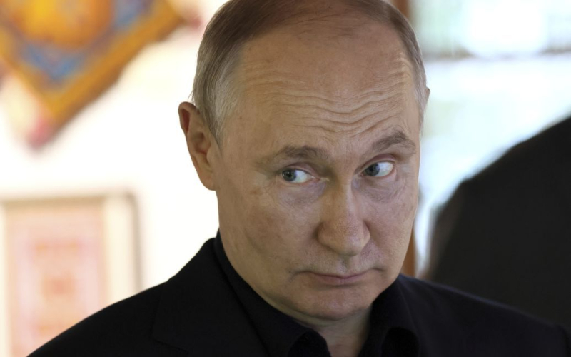 Der Psychologe vermutet, dass Putin einen neuen Doppelgänger hat, er kommt aus Weißrussland
