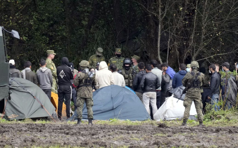 Russland und Weißrussland planen, eine neue hybride Migrationskrise in Polen zu organisieren