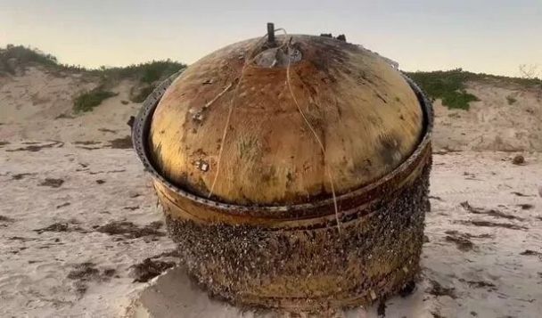 Mysteriöse Kuppel, die am australischen Strand angeschwemmt wurde, endlich identifiziert: Was ist das (Foto)