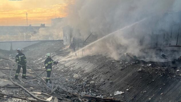 In Vishneve fielen Raketentrümmer auf ein Firmengebäude: Es gibt Verwundete