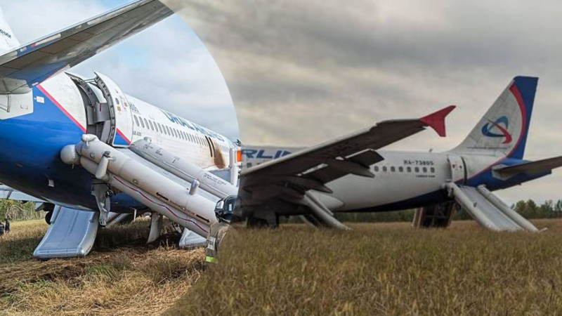 "Stinkender Fall": Pilotverhandlungen, eines Flugzeugs, das auf einem Feld in Russland gelandet ist, planen sie, das Schiff zu zerschneiden“ /></p>
<p>Ein russisches Flugzeug, das auf einem Feld gelandet ist, wird besprüht/Collage 24 Channel</p>
<p _ngcontent-sc149 class=