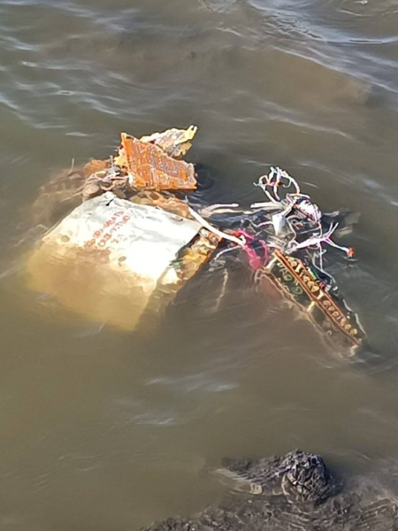 Raketentrümmer in See in Moldawien gefunden: Spezialisten arbeiten vor Ort