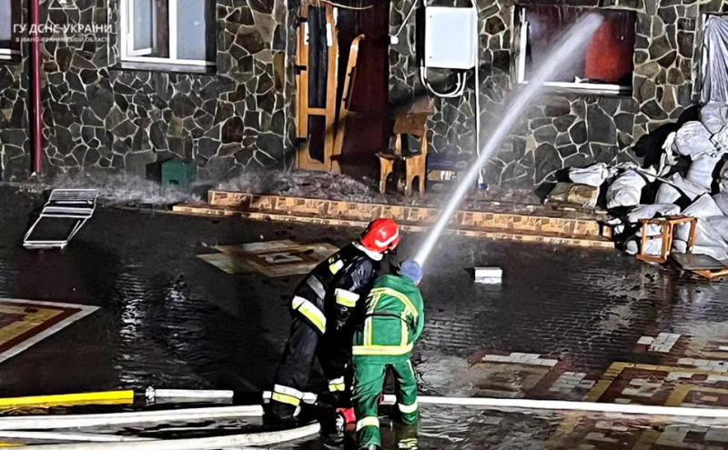 Ein Freizeitzentrum, in dem 148 Kinder untergebracht waren, brannte in den Karpaten nieder : was Eltern und Polizei sagen und Macht“ /></p>
<p><img decoding=