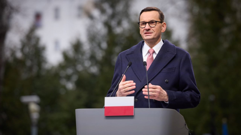 Von Überraschung bis Schande: Wie Polen und die EU auf Morawieckis Worte über Waffen für die Ukraine reagierten