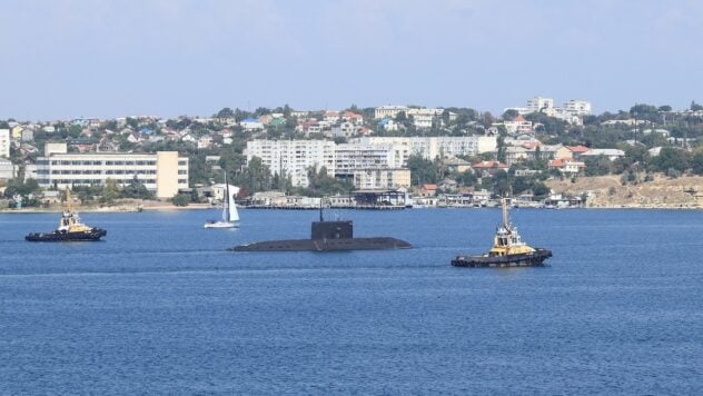 Die MTR gab die Liquidierung von 62 Eindringlingen als Folge eines Angriffs auf das Minsker Landungsboot bekannt in Sewastopol“ />< /p> </p>
<p>Beim Angriff auf das große Landungsschiff Minsk in Sewastopol wurden 62 Besatzer getötet.</p>
<p>Sondereinsatzkräfte meldeten dies.</p>
<p>Es Es wurde angegeben, dass das Schiff am nächsten Tag zum Kampfeinsatz gehen sollte, daher war das Personal auf dem Schiff anwesend.</p>
<p>Jetzt beobachten sie </p>
<p>Erinnern Sie sich daran in der Nacht des 13. September, nach einer Reihe von Explosionen brach im Sewastopol Marine Plant auf der vorübergehend besetzten Krim ein Großbrand aus.</p>
<p>Anschließend bestätigte das Verteidigungsministerium der Russischen Föderation den Schaden an zwei seiner Schiffe.</p>
<p >GUR-Vertreter Andrei Yusov sagte, dass die BDK Minsk und das U-Boot Rostow am Don, die während des Angriffs in Sewastopol getroffen wurden, nicht wiederhergestellt werden können.</p>
<p> < /p></p></p>
<!-- relpost-thumb-wrapper --><div class=