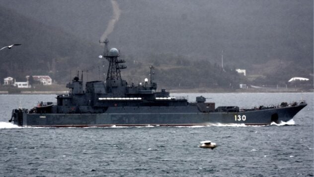 Zerstörung eines Schiffes und eines U-Bootes: MTR-Soldaten landeten auf der Krim, um das Feuer einzustellen