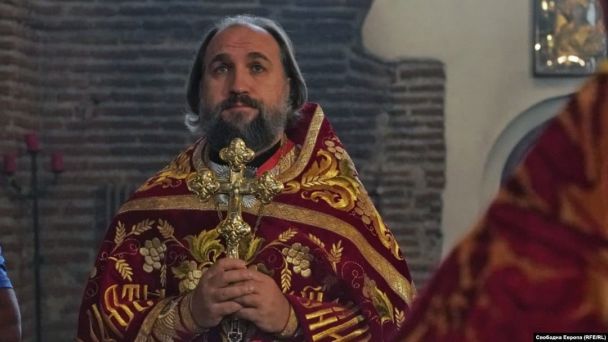 Bulgarien abgeschoben ein Vertreter der Russisch-Orthodoxen Kirche im Land und zwei weitere Priester des Moskauer Patriarchats“ /></p>
<p>Zuvor wurde berichtet, dass der Papst den sanktionierten Metropoliten des Moskauer Patriarchats in Budapest mit einer Umarmung und einem begrüßte Kuss.</p>
<h4>Ähnliche Themen:</h4>
<p>Weitere Neuigkeiten</p>
<!-- relpost-thumb-wrapper --><div class=