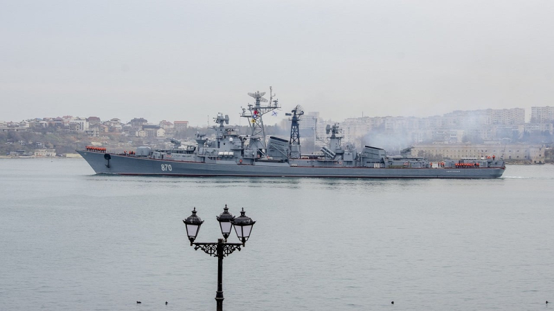 Die Russische Föderation verlegte drei Landungsschiffe vom Schwarzen Meer in das Asowsche Meer – Sprecher der Marine 