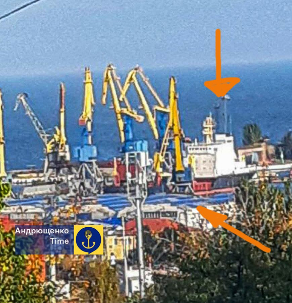 Nach dem Ausbaggern: Ein russischer Massengutfrachter lief zum ersten Mal in den Hafen von Mariupol ein