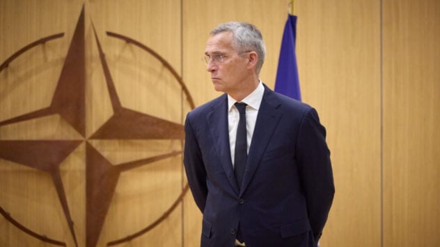 Alle NATO-Mitglieder waren sich einig, dass die Ukraine Mitglied des Blocks – Stoltenberg“ werden wird. /> </p >
<p>Die Verbündeten der Ukraine müssen alles tun, um sicherzustellen, dass sie den Krieg mit dem russischen Aggressor überlebt. Deshalb waren sich alle NATO-Mitglieder darüber einig, dass die Ukraine Mitglied des Blocks werden wird.</p>
<p>Dies wurde erklärt von der Generalsekretär der Nordatlantikpakt-Organisation Jens Stoltenberg beim Treffen der Kontaktgruppe zur Verteidigung der Ukraine im Ramstein-Format in Brüssel.</p>
<p>— Je stärker die Ukraine auf dem Schlachtfeld ist, desto stärker wird ihre Position am Verhandlungstisch sein. Wir müssen alles tun, um zu verhindern, dass sich die Geschichte wiederholt. Deshalb waren sich alle Mitglieder des Bündnisses einig, dass die Ukraine Mitglied der NATO werden wird, — Er erklärte.</p>
<p>Jetzt beobachten sie </p>
<p>Stoltenberg erinnerte daran, dass auf dem Gipfel in Vilnius zunächst die Notwendigkeit eines MAP (Membership Action Plan) gestrichen und ein Programm eingeführt wurde, um eine vollständige Kompatibilität der zu erreichen Streitkräfte der Ukraine mit NATO-Streitkräften.</p>
<p> < p>— Darüber hinaus bedeutet der NATO-Ukraine-Rat, dass wir gleichberechtigt an einem Tisch sitzen. Dein Kampf, Wladimir, ist unser Kampf. Ihre Sicherheit — Unsere Sicherheit, Ihre Werte — unsere Werte, — betonte der Generalsekretär des Blocks.</p>
</p>
<p>Vor Ramstein sagte Jens Stoltenberg, dass Putin sich darauf vorbereite, den Winter erneut als Kriegswaffe einzusetzen, also die Energieinfrastruktur anzugreifen Es ist wichtig, zusätzliche Ressourcen zur Unterstützung der Ukraine in Form von Luftverteidigungssystemen, Artillerie und Munition zu mobilisieren.</p>
</p></p>
<!-- relpost-thumb-wrapper --><div class=