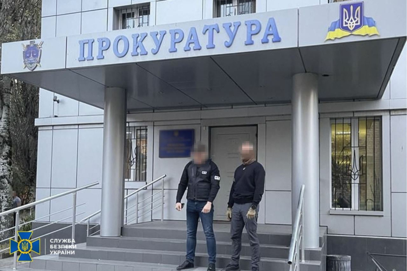 Bestechungsgeld erpresst, um aus dem Gefängnis zu kommen: Ein Staatsanwalt wurde im Dnjepr festgenommen