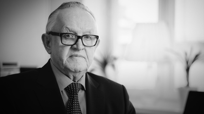 Der ehemalige Präsident von Finnland ist gestorben und Friedensnobelpreisträger – Martti Ahtisaari“ /></p>
<p>Der ehemalige Präsident und Friedensnobelpreisträger Martti Ahtisaari ist in Finnland gestorben/Foto von Tomas Whitehouse</p>
<p _ngcontent-sc94 class=