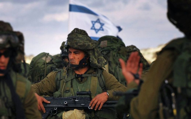 Israel geht in die volle Offensive – Verteidigungsminister Yoav Gallant“ /></p>
<p><strong>IDF-Sprecher Konteradmiral Daniel Hagari fügte hinzu, dass die Vernichtung hochrangiger Hamas-Mitglieder oberste Priorität habe</strong></p>
<p>< p >Verteidigungsminister Yoav Gallant sagte, Israel starte eine „Volloffensive“ im Gazastreifen, da die sporadischen Zusammenstöße mit Hamas-Terroristen im Süden Israels bereits einen vierten Tag andauern.</p>
<p>The Times of Israel schreibt.</p >
<p>The Times of Israel berichtet.</p>
<p>„Ich habe alle Beschränkungen aufgehoben, wir haben die Kontrolle über das Gebiet (wieder) hergestellt und wir gehen in eine Volloffensive“, sagte Gallant zum Gazastreifen Grenze.</p>
<p>Dort wandte sich Gallant an israelische Kämpfer.</p>
<p>„Sie werden hier die Möglichkeit haben, die Realität zu ändern (…) Hamas wollte eine Veränderung in Gaza, es wird sich um 180 Grad ändern.“ Was es dachte. Sie werden diesen Moment bereuen, Gaza wird nie wieder zu dem werden, was es war. zu dem, was es vorher war“, sagte Gallant.</p>
<p>Laut dem Militärmann ist es egal, wer auch immer kommt, um die Frauen zu enthaupten und zu töten, die überlebt haben Den Holocaust wird die israelische Armee „mit aller Kraft und ohne Kompromisse“ zerstören.</p>
<p >Erinnern Sie sich daran, dass sich sogar IDF-Soldaten gegenseitig trösteten, nachdem sie am Ort des Massakers an Israelis im Kibbuz Kfar Aza gesehen hatten. </p>
<h4>Verwandte Themen:</h4>
<p>Weitere Neuigkeiten</p>
<!-- relpost-thumb-wrapper --><div class=