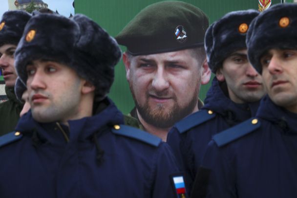 Kadyrow kann liquidiert und das Achmat-Regiment neutralisiert werden: Ein Experte erklärte, warum der Kreml das braucht