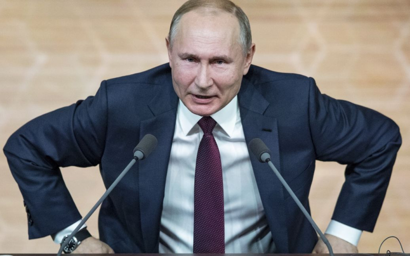 Putin geht nach Armenien: Was ist bekannt „ /></p>
<p><strong>Der Diktator wird dies tun, wenn „sich eine normale Situation entwickelt.“</strong></p>
<p>Wladimir Putin hatte ein Telefongespräch mit dem Premierminister von Armenien Nikol Pashinyan. Der russische Präsident sagte, er sei bereit, das Land zu besuchen.</p>
<p>Der armenische Dienst von Radio Liberty schreibt darüber.</p>
<h2>Details</h2>
<p>Laut Putin Armenien scheint nicht zu planen, die Gemeinschaft Unabhängiger Staaten zu verlassen. Er erklärte auch, dass er bereit sei, Armenien zu besuchen.</p>
<p>„Und es gibt eine Einladung, und er hat eine Einladung nach Russland. Mal sehen. Wir verstehen alles, wir sind alle Erwachsene. Wir verstehen, was passiert.“ Dort. Das ist die Tragödie der Armenier von Karabach. Er hat jetzt wahrscheinlich keine Zeit zum Reisen. Aber wir bleiben in Kontakt, arbeiten mit ihm, ständig in Kontakt. Wenn sich eine normale Situation entwickelt, werde ich zu ihnen gehen, und sie werden es tun Kommen Sie“, sagte der russische Präsident.</p>
<p> Es sei darauf hingewiesen, dass der Pressedienst des armenischen Präsidenten Vahagn Khachaturyan am Tag zuvor die Unterzeichnung eines Gesetzes zur Ratifizierung des Römischen Statuts des Internationalen Strafgerichtshofs bekannt gegeben hat (ICC). Das armenische Parlament hat es am 3. Oktober ratifiziert.</p>
<p>Wir erinnern daran, dass der Internationale Strafgerichtshof in Den Haag im März bekannt gab, dass er einen Haftbefehl gegen den russischen Präsidenten Wladimir Putin erlassen habe. Der Grund war die „Situation in der Ukraine“. Das bedeutet, dass der Diktator nun den Status eines Verdächtigen hat und außerhalb Russlands verhaftet und vor Gericht gestellt werden muss.</p>
<h4>Verwandte Themen:</h4>
<p>Weitere Nachrichten</p>
<!-- relpost-thumb-wrapper --><div class=