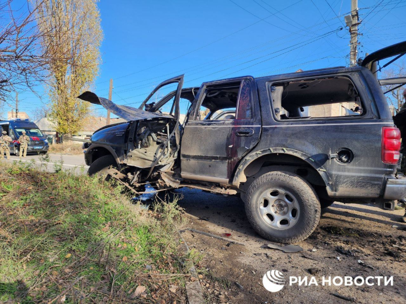 Das Auto des ehemaligen Chefs der „Volksmiliz der LPR“ wurde in Lugansk in die Luft gesprengt , er ist gestorben