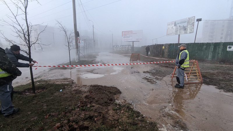 Die Straßen verwandelten sich in Flüsse: einer der Mikrobezirke wurde in Tschernigow überschwemmt“ /></p>
<p>Foto: KP Chernigivvodokanal </p>
<p><img decoding=