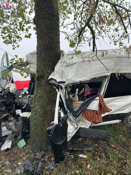 Das Außenministerium teilte Einzelheiten mit eines tödlichen Verkehrsunfalls mit Beteiligung von Ukrainern in Polen“ /></p>
<p id=