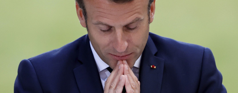 Macron forderte einen Stopp zu Angriffen auf den Gazastreifen“ /></p>
<p><strong>Der französische Staatschef erklärte auch die Notwendigkeit, den legitimen Forderungen des palästinensischen Volkes ein politisches Ventil zu bieten.</strong></p>
<p> Der französische Präsident Emanuel Macron sagte, dass am Rande des Pariser Friedensforums eine humanitäre Konferenz zur Lage im <strong>Gazastreifen</strong> stattfinden werde.</p>
<p><strong>TF1</strong> > informiert darüber.</p>
<p>Er erklärte, dass an der Veranstaltung Vertreter verschiedener Staaten, internationaler und nichtstaatlicher Organisationen und Unternehmen teilnehmen werden.</p>
<p>„Der Kampf gegen den Terrorismus unter Nr „Die Umstände rechtfertigen zivile Opfer“, betonte der französische Präsident.</p>
<p>Darüber hinaus forderte er nicht, willkürliche Angriffe auf Zivilisten zu vermeiden, um den Terrorismus zu bekämpfen.</p>
<p>„Das bedeutet, den Terrorismus zu stoppen.“ Bombardierung von Zivilisten und Gewährung von humanitärem Zugang. Dann müssen wir den legitimen Forderungen des palästinensischen Volkes politischen Ausdruck verleihen“, sagte Macron.</p>
<p>Erinnern Sie sich daran, dass zuvor berichtet wurde, dass <strong>die Vereinigten Staaten Druck auf Israel ausüben werden, den Krieg zu unterbrechen mit Hamas</strong>.</strong> p> </p>
<p>Darüber hinaus haben wir zuvor berichtet, dass der russische Diktator <strong>Putin eine Geheimvereinbarung mit Hamas-Kämpfern geschlossen hat</strong>.</p>
<h4>Verwandt Themen:</h4>
<p>Weitere Neuigkeiten</p>
<!-- relpost-thumb-wrapper --><div class=