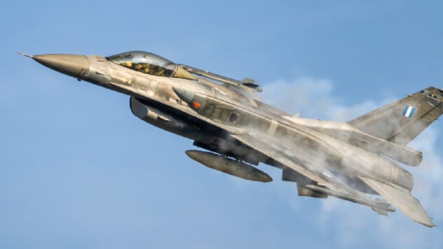 Die ersten ukrainischen Piloten absolvierten in Großbritannien die Grundausbildung zum Fliegen der F-16