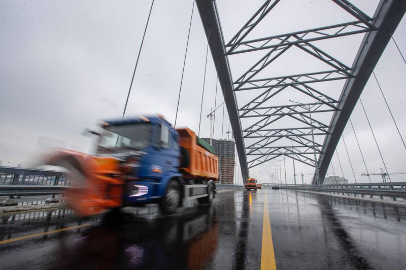 Ein Bus und Sonderdienste werden fahren: Ein Teil der Podolsky-Brücke wurde in Kiew eröffnet