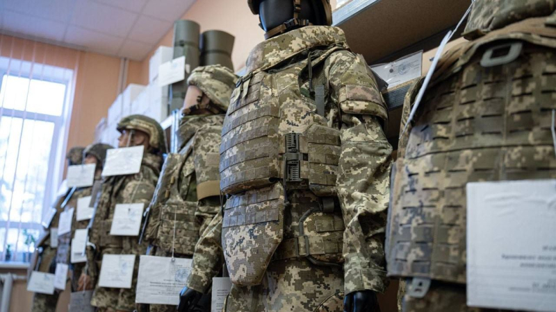 Das Verteidigungsministerium hat den ersten Körperschutz für Frauen zertifiziert – Militär“ /> </p>
<p><img decoding=