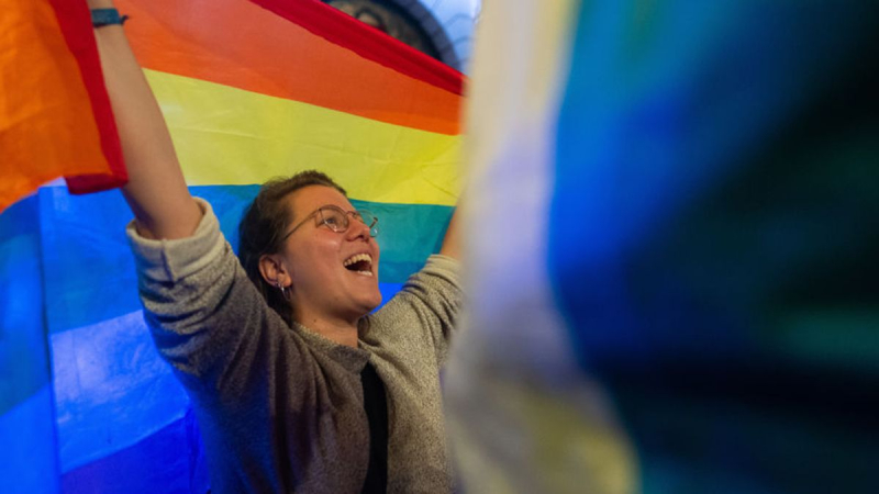 Der Vatikan wird die Segnung gleichgeschlechtlicher Paare zulassen: Was sich für LGBT ändern wird