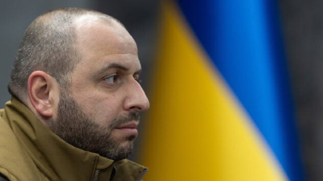 In einem Lagerhaus festsitzende ukrainische Drohnen werden bereits an die Umerow-Brigaden verschifft